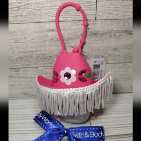 Bath & Body Works Pink Cowgirl Hat Pocketbac Sanitizer Holder NWT - Picture 3 of 6
